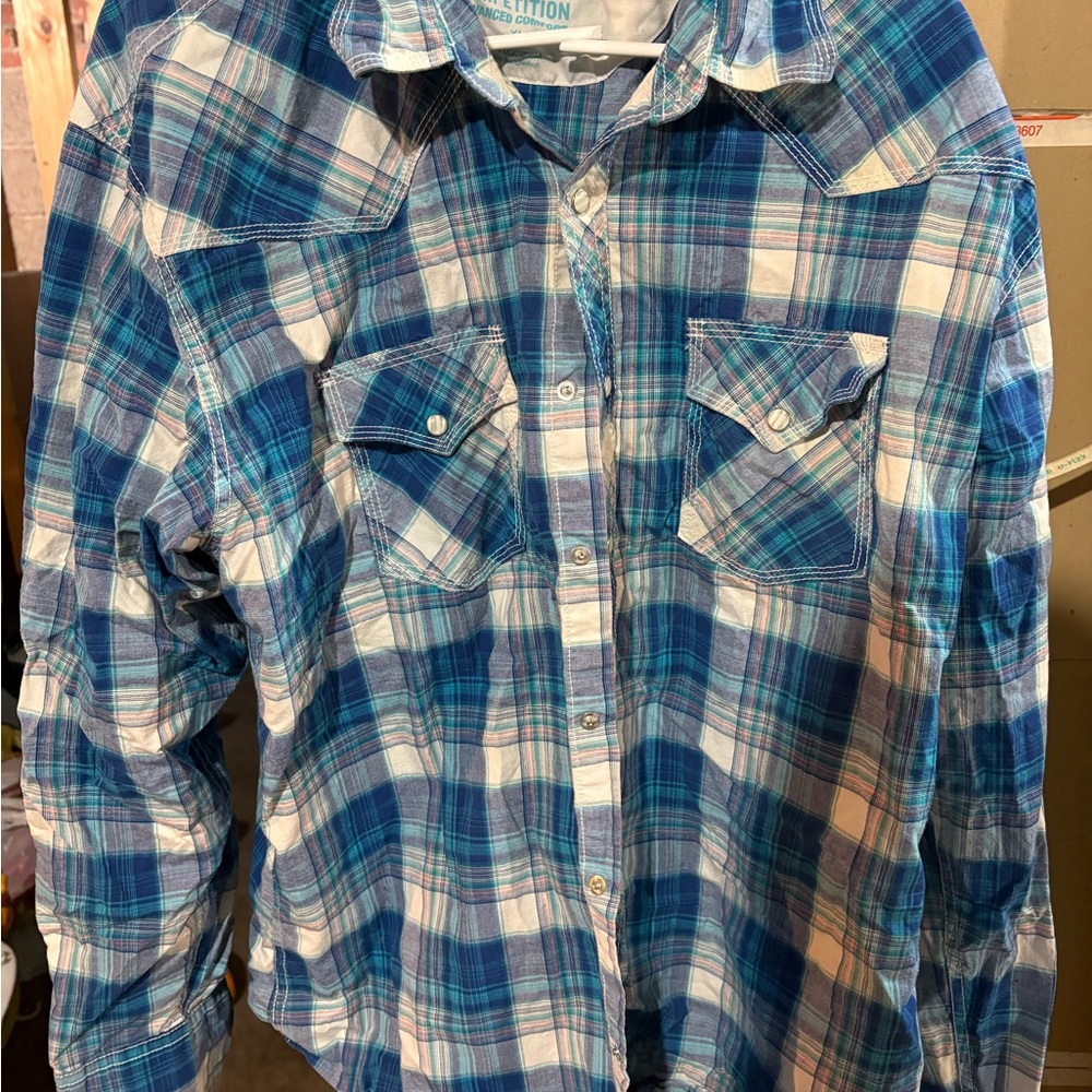 Wrangler Blue and White Plaid Casual Shirt